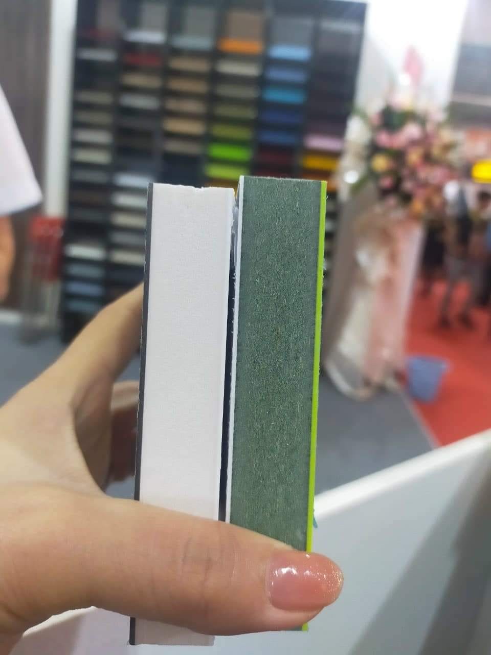 Ván MDF phủ acrylic là gì? Báo giá chính xác tại TP HCM Ván MDF phủ acrylic là gì? Báo giá chính xác tại TP HCM